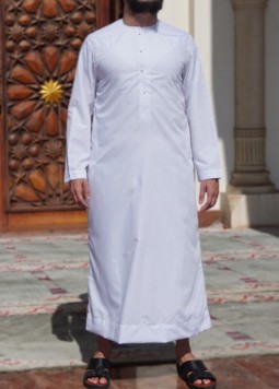 Emirati Wit Platinum van Custom Qamis